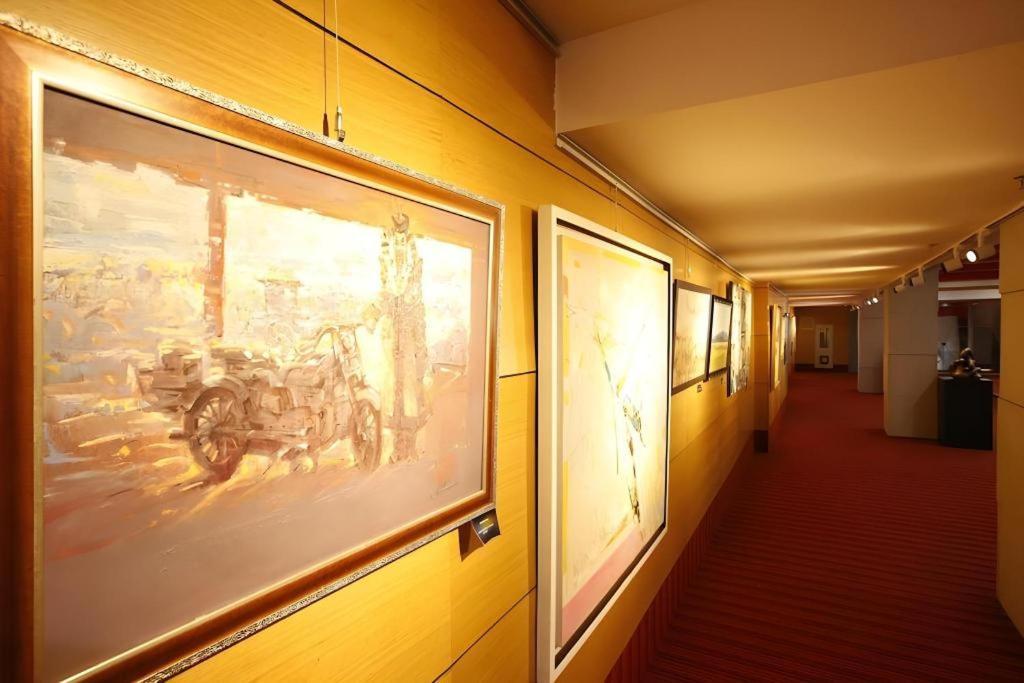 The Corporate Hotel And Convention Centre Ουλάν Μπατόρ Εξωτερικό φωτογραφία